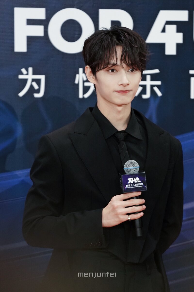 230708 JUN at the Tencent Music Entertainment Awards 2023 Red Carpet documents 1