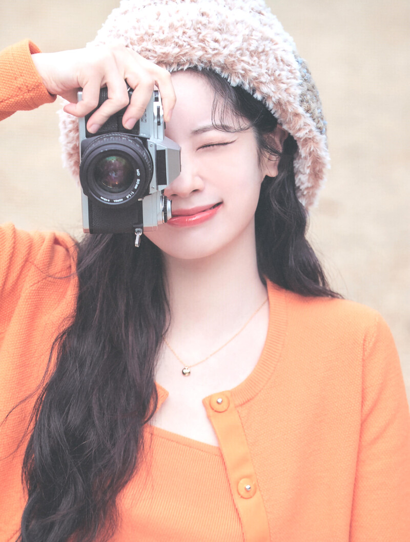 Yes, I am Dahyun Photobook (Scans) documents 8