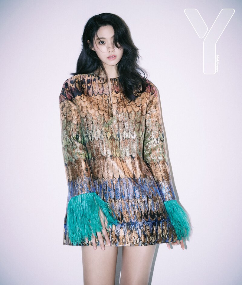 Seolhyun for Y Magazine Issue No.8 documents 8