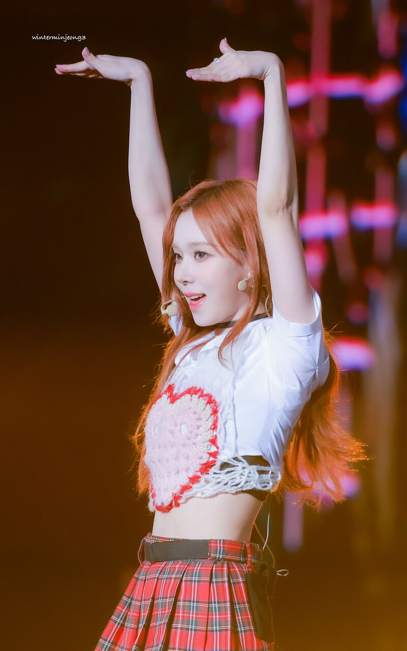 220820 aespa Winter at SMTOWN LIVE 2022: SMCU EXPRESS documents 6