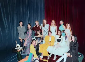 LOONA - [&] Album Scans