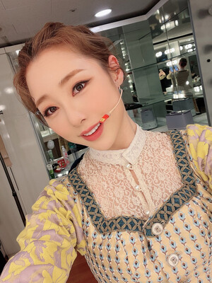 220330 WJSN Twitter Update - Yeonjung