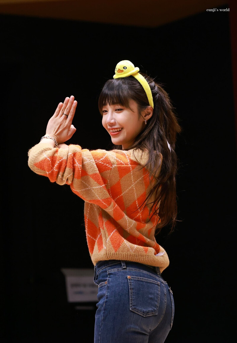 220219 Apink EUNJI at fansign event documents 6