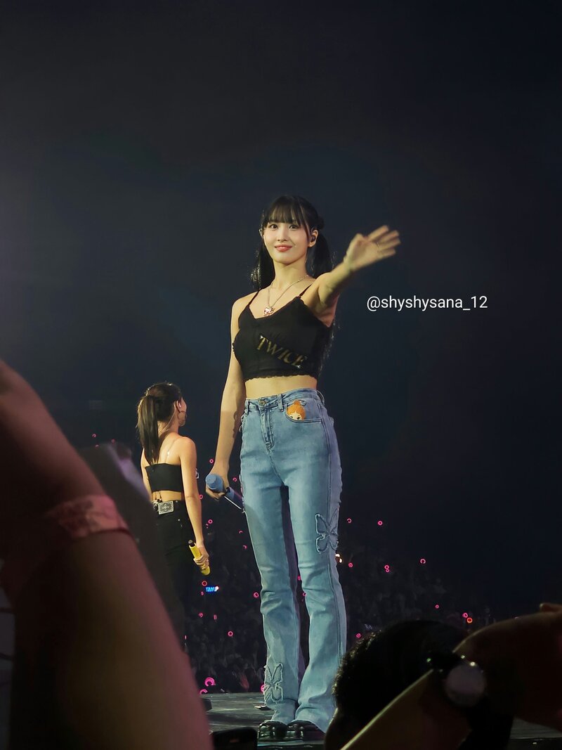 231001 TWICE Momo - ‘READY TO BE’ World Tour in Bulacan Day 4 documents 1