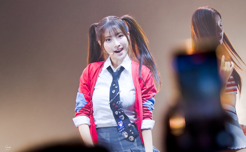 241112 WOOAH Minseo - at "WOOAH Japan 2nd Concert 'WOOAH-LAND AGAIN' in Tokyo, Japan" documents 1