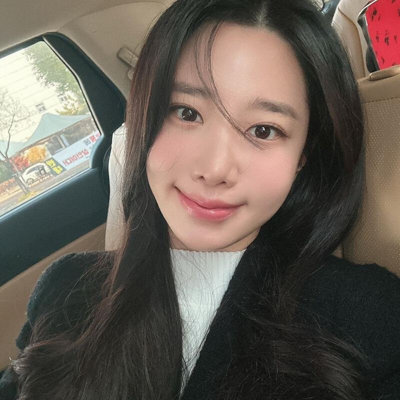 221112 Johyun Instagram Update documents 4