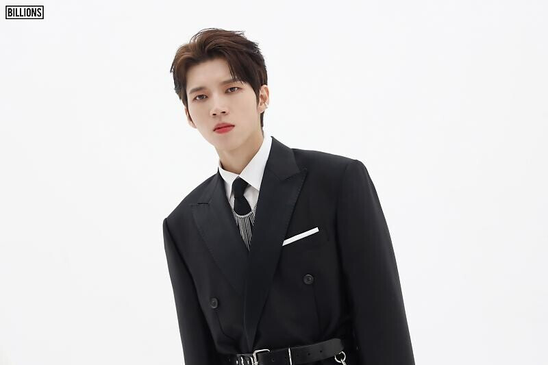 241025 - Naver - 2024 NAM WOO HYUN 4TH SOLO CONCERT <Arbor Day 4 - TREASUREWORLD>  Behind the scenes of the poster & MD shoot documents 6