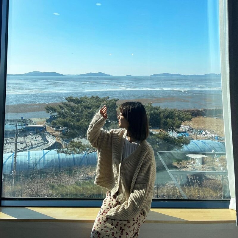 220204 - Byeolha's Instagram Update documents 5