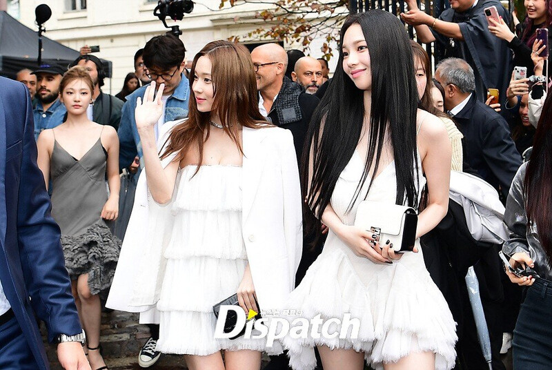 221002 aespa Karina & Winter - Givenchy Paris Fashion Week documents 2