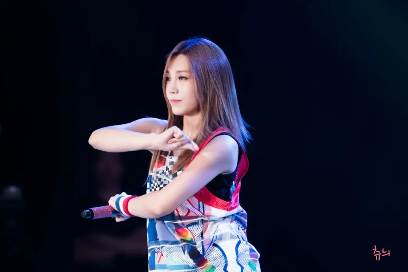 Apink_150720_flic.kr-s-aHskgcby2T_062.jpg