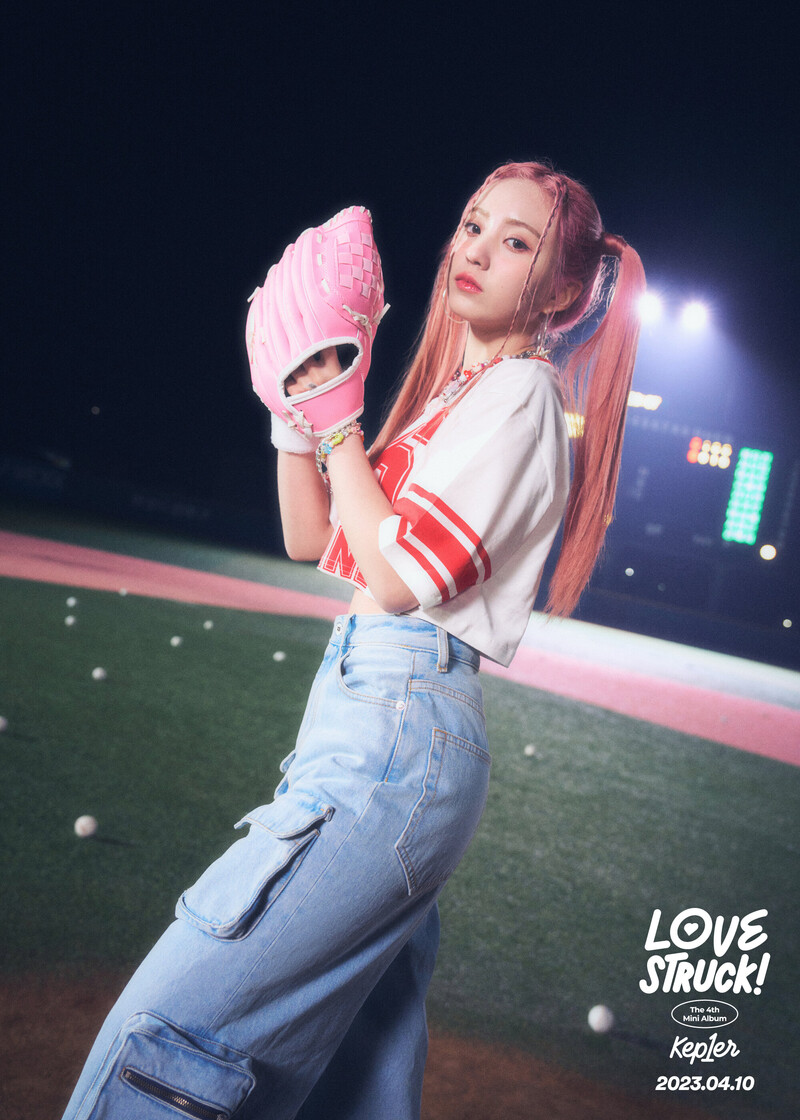Kep1er 4th Mini Album 'LOVESTRUCK!' Concept Teasers documents 13
