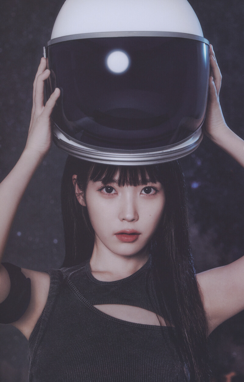 IU - 7th Official Fanclub Kit "UAENA" (Scans) documents 2