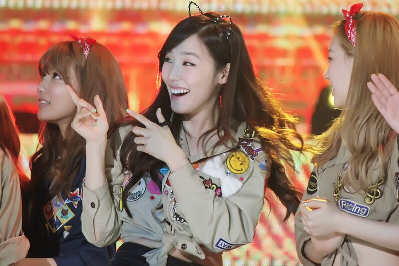 130628 Girls' Generation Tiffany at Korea-China Friendship Concert documents 9