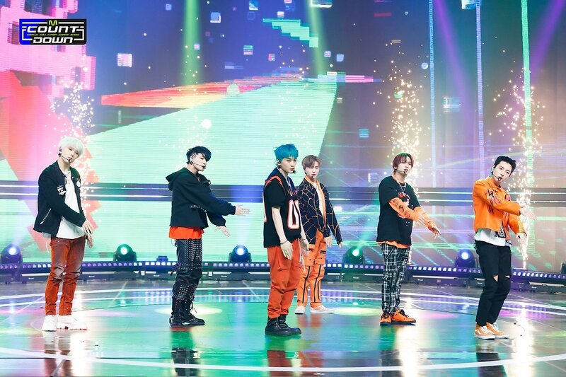 220407 NCT DREAM- 'GLITCH MODE' at M COUNTDOWN documents 1