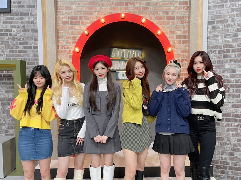 211221 EVERGLOW SNS Update at After School Club documents 14