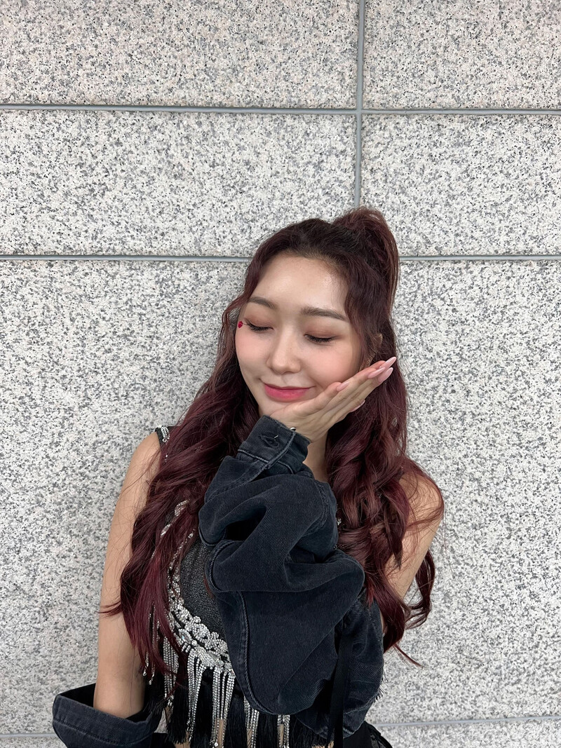 220626 SECRET NUMBER Weverse Update - Minji documents 2