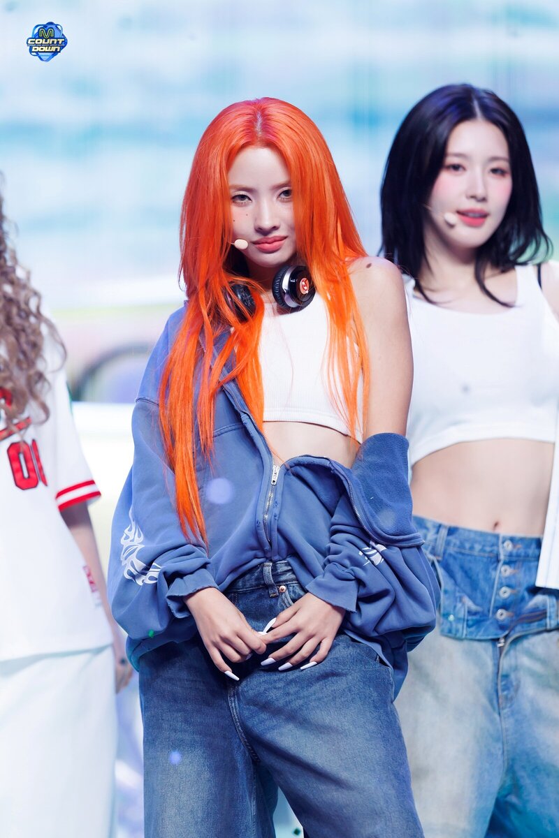 240711 (G)I-DLE Soyeon - 'Klaxon' at M Countdown documents 5