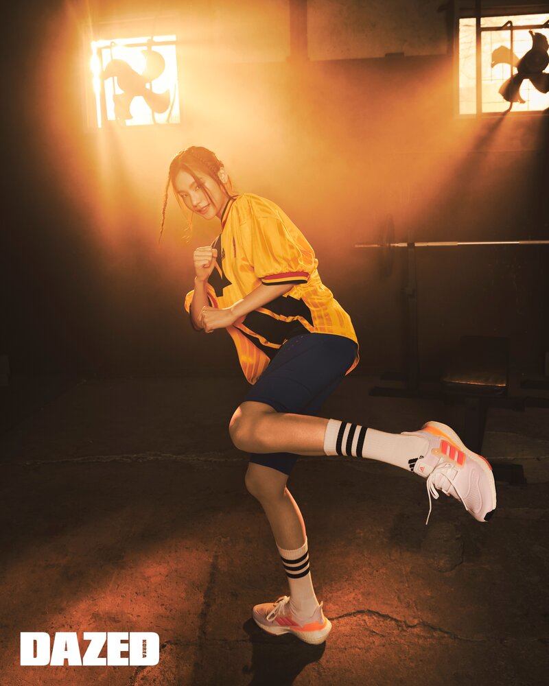 ITZY for DAZED Korea x ADIDAS 'Ultra Boost 22' Shoes April Issue 2022 documents 2