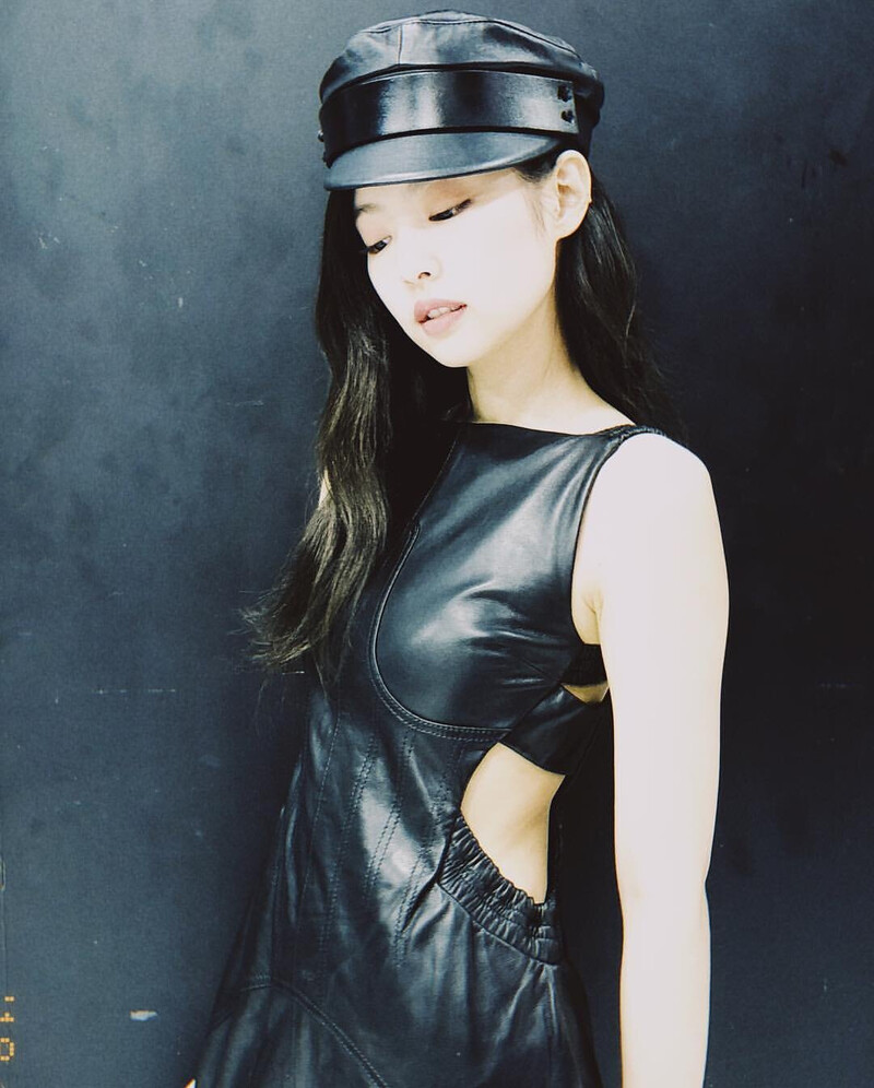 181001 JENNIE INSTAGRAM UPDATE documents 2