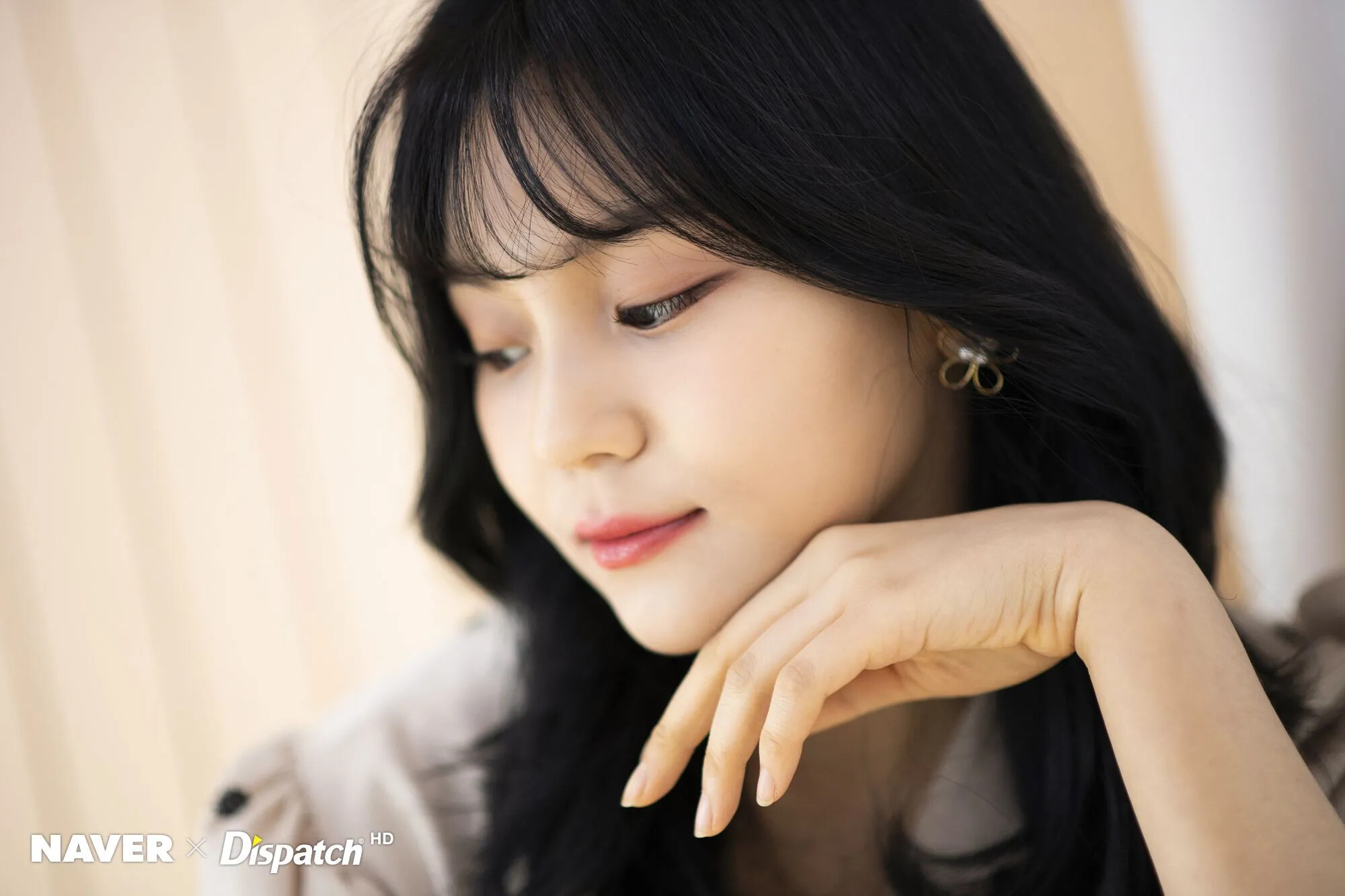 GFRIEND's Umji - 回: LABYRINTH Promotion Photoshoot by Naver x Dispatch ...