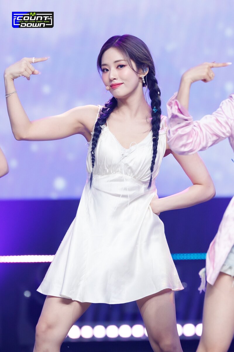 220707 fromis_9 'Stay This Way' at M Countdown documents 21