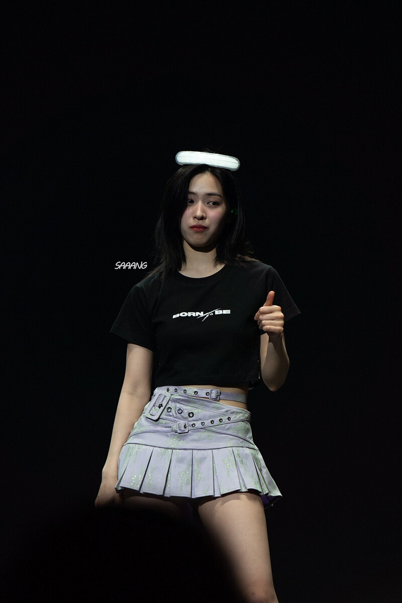 240326 ITZY Ryujin - 2nd World Tour 'Born To Be' in Melbourne documents 5