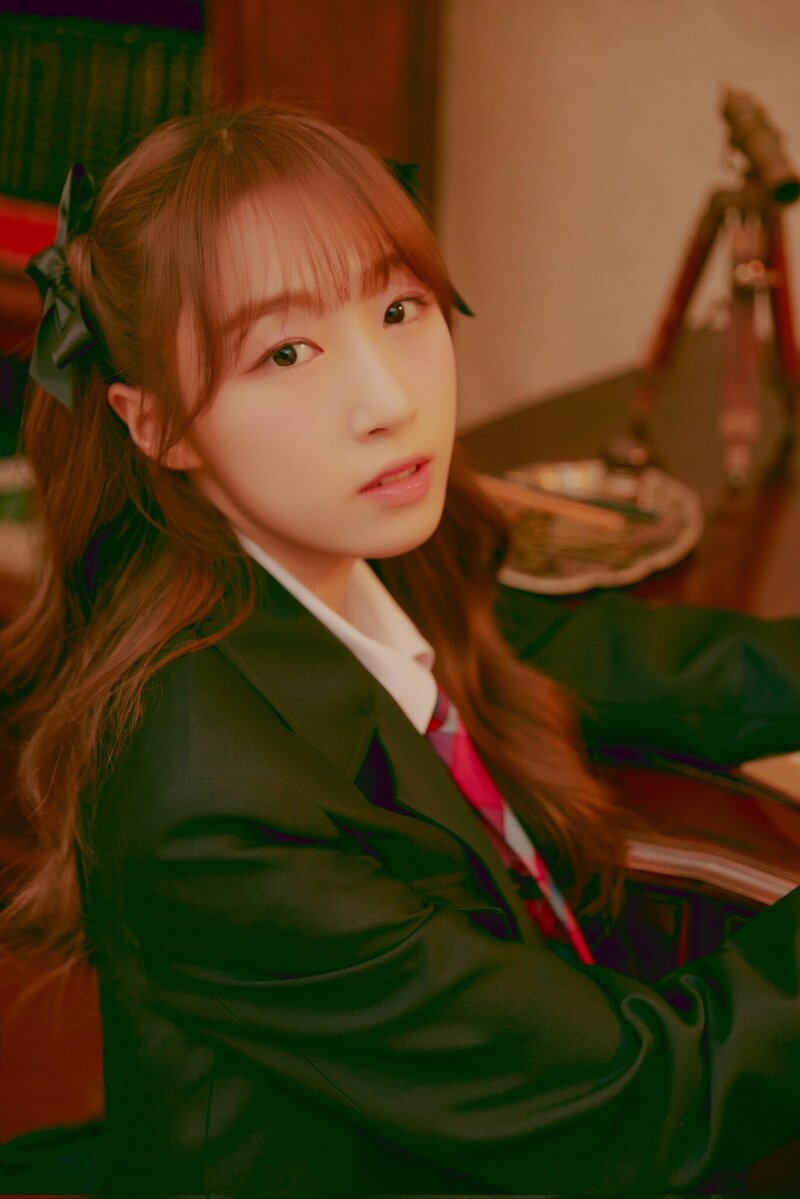 WJSN for Universe 'Replay Wjsn - Save Me, Save You' Photoshoot 2022 documents 4