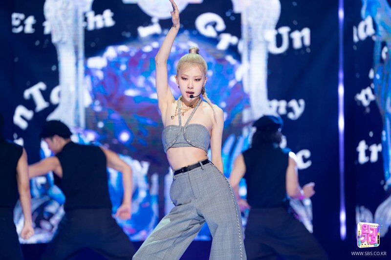 210321 Rosé - 'On The Ground' at Inkigayo documents 18