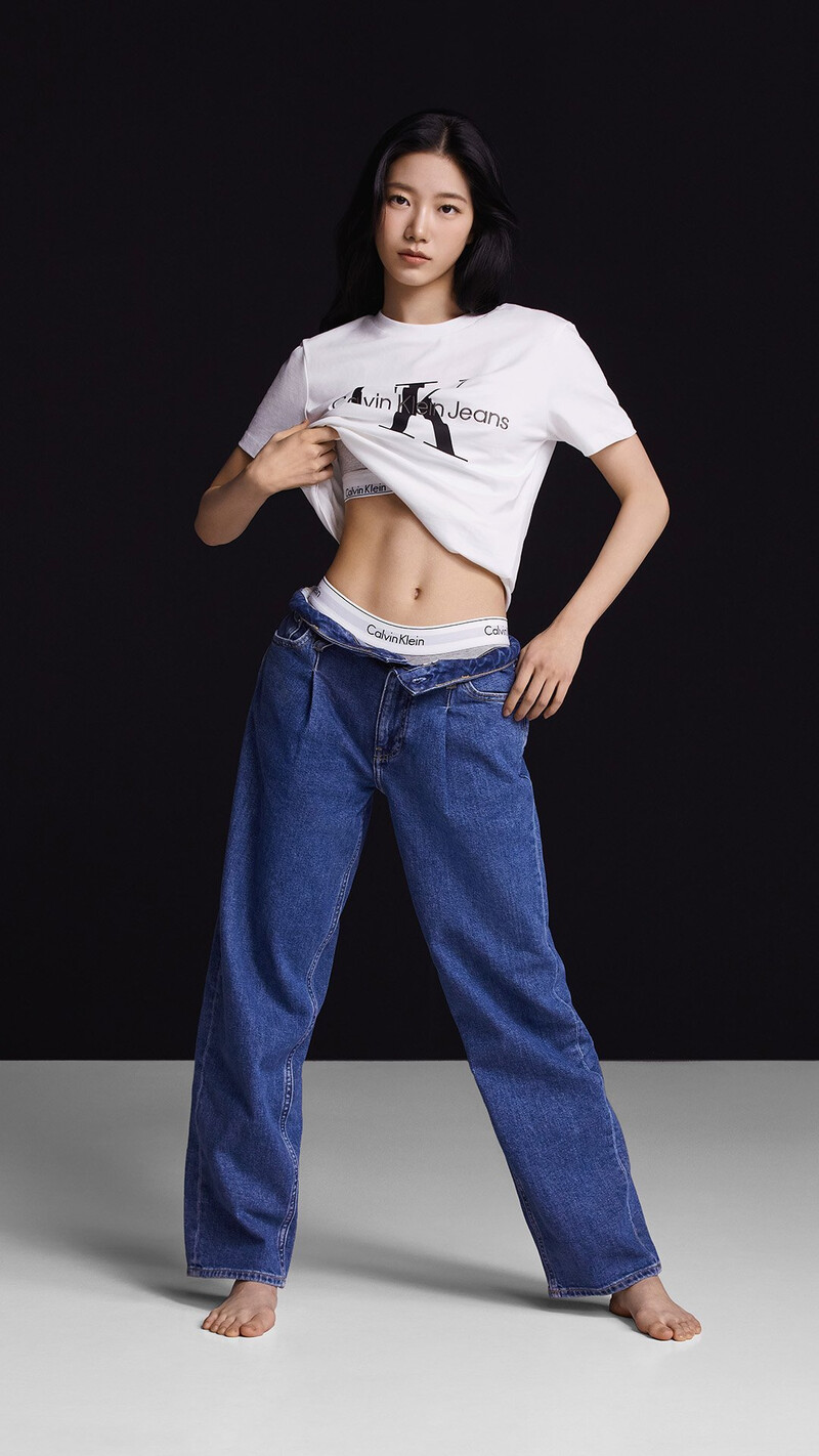 LE SSERAFIM Kazuha for Calvin Klein 2023 SS Collection documents 8