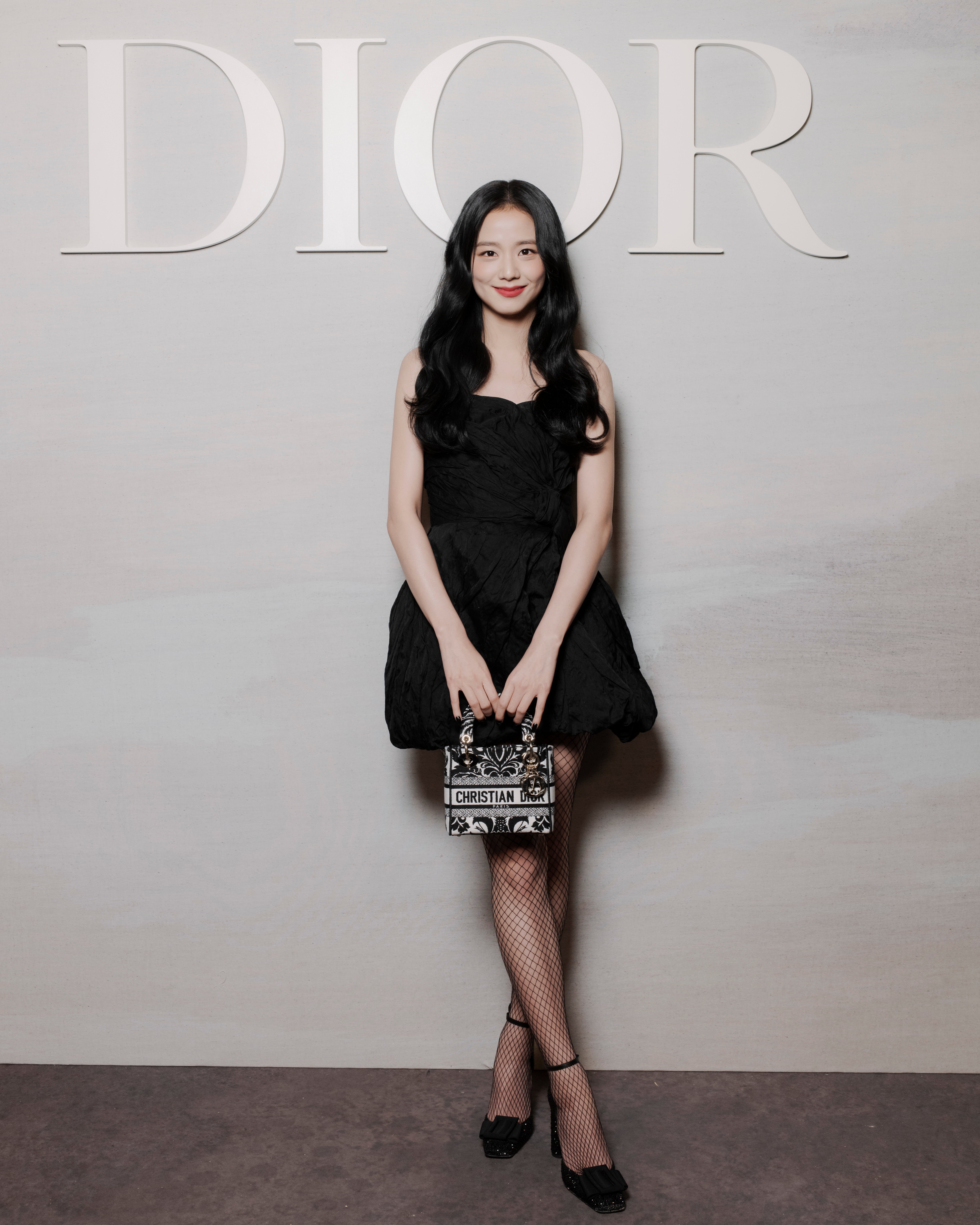 Blackpinks Jisoo Models Dior for Elle Korea August 2023 Issue