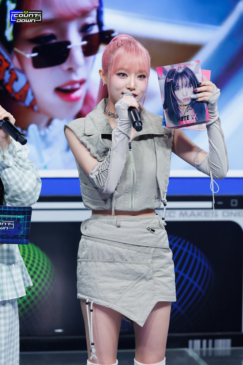 230629 YENA - 'Hate Rodrigo' & 'WICKED LOVE' at M COUNTDOWN documents 2