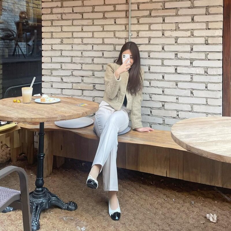 220409 Choi Hee Jae Instagram Update documents 4