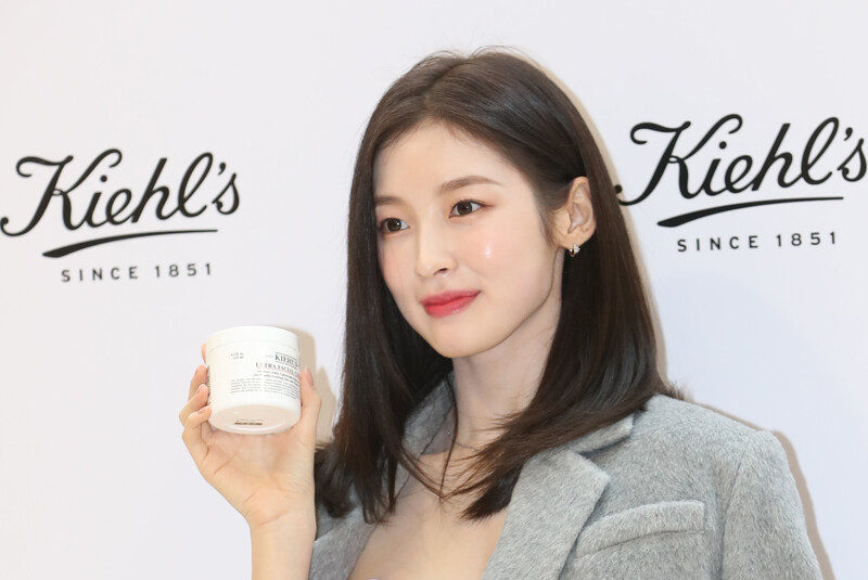 230106 OH MY GIRL Arin - Kiehl's Pop-up Store Event documents 1