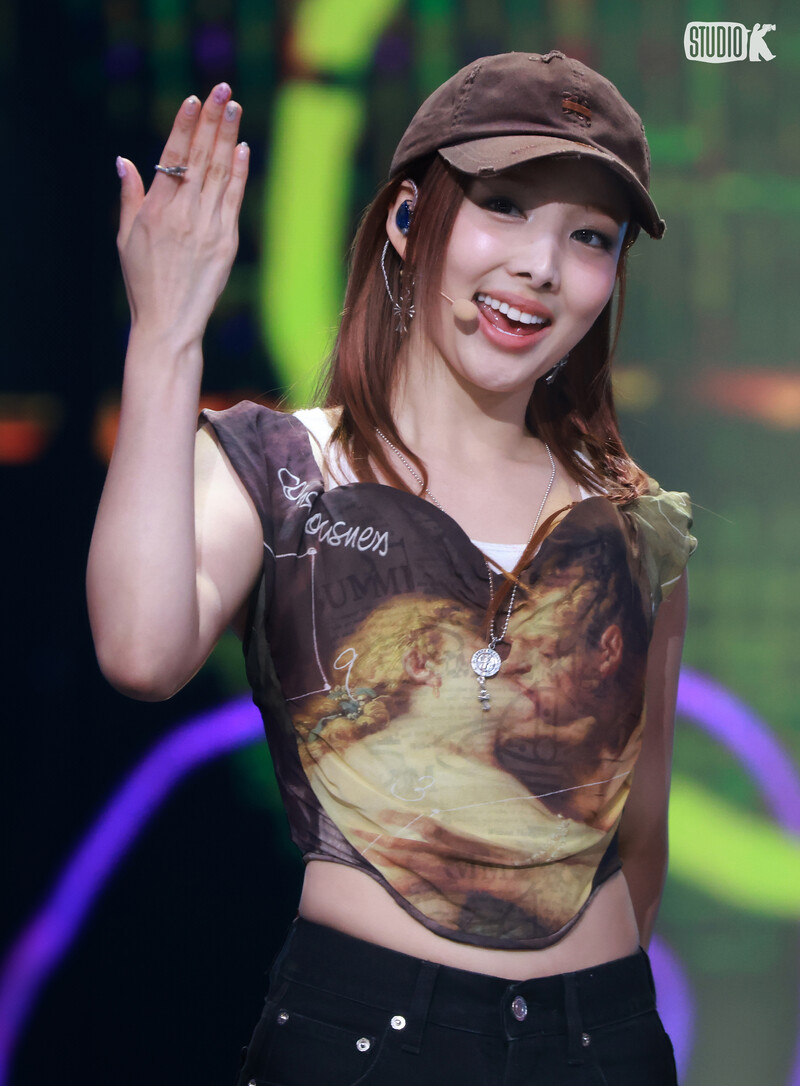 240614 TWICE Nayeon - 'ABCD' at Music Bank documents 4