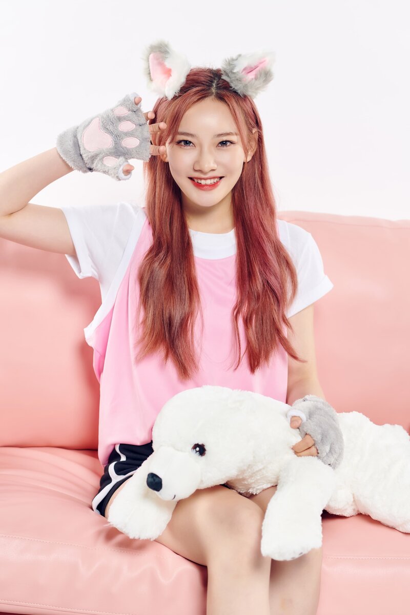 Girls Planet 999 - C Group Introduction Profile Photos - Yang Zi Ge documents 4