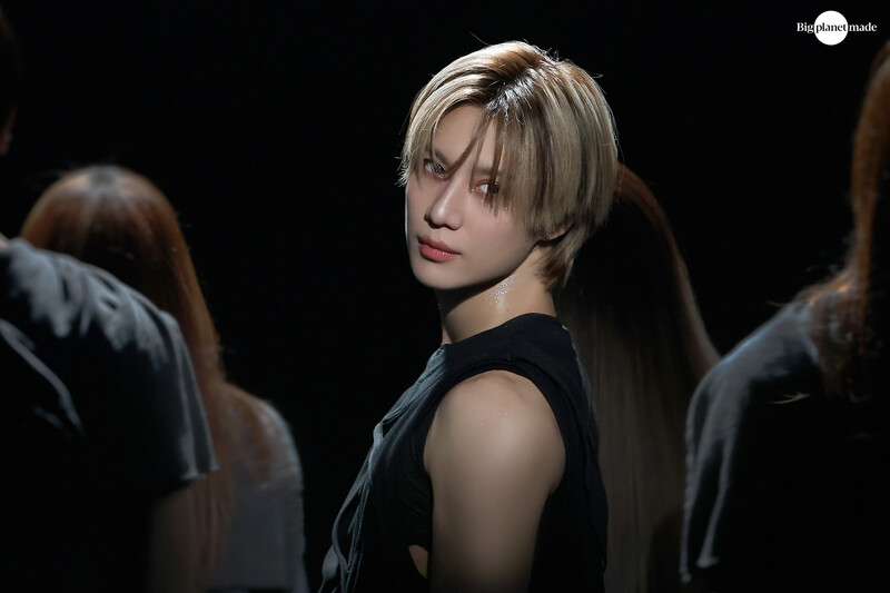 Taemin 'Horizon' MV filming behind photos documents 6