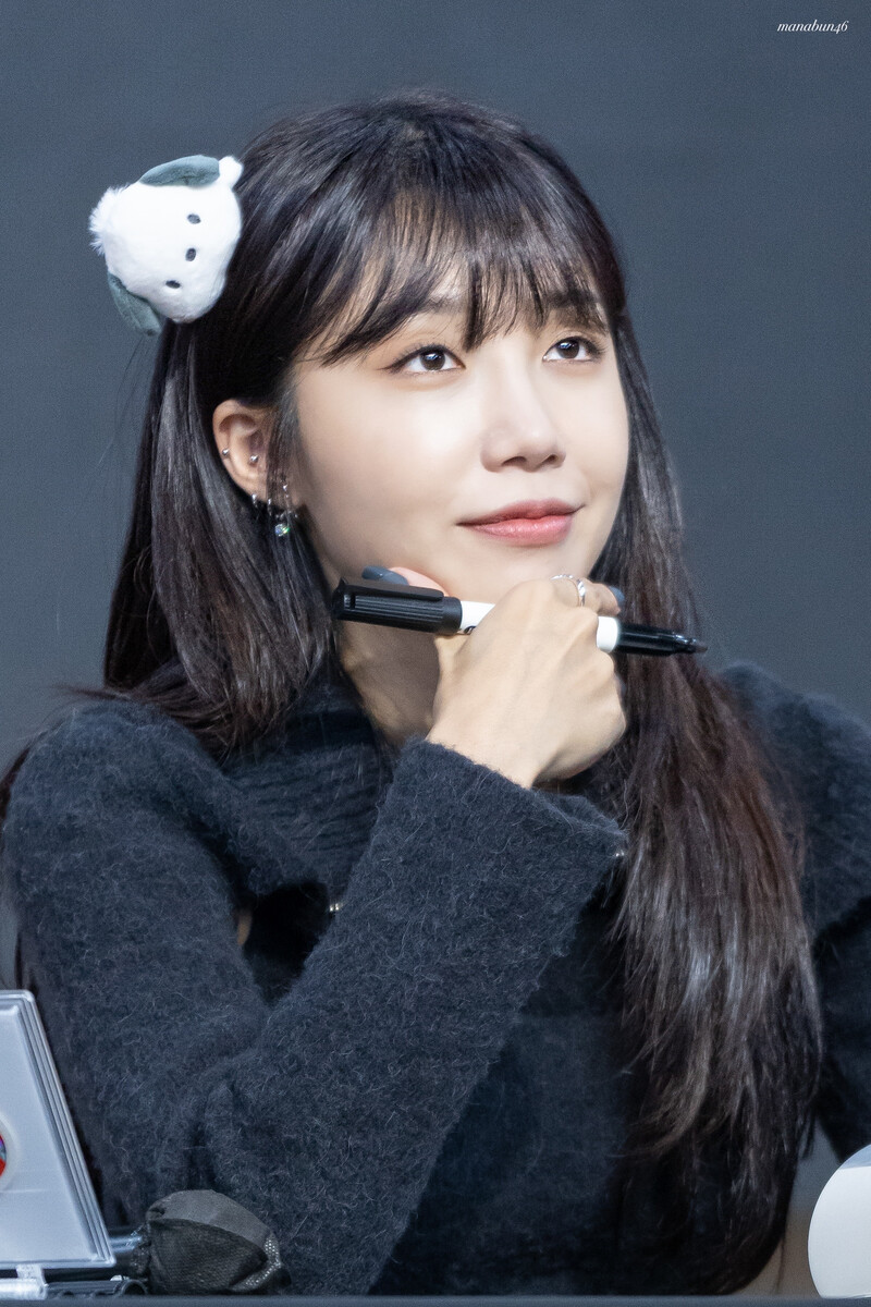 221112 Apink EUNJI at fansign event documents 29