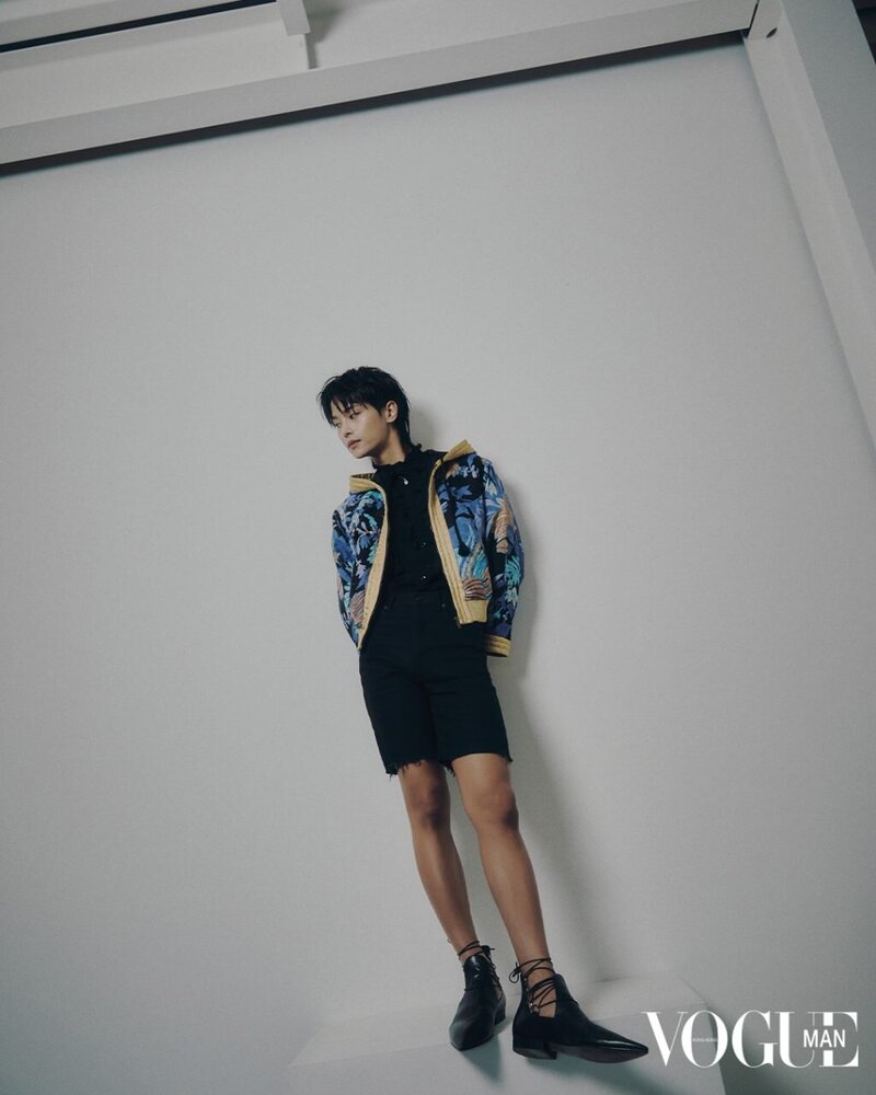 VIXX N for VOGUE Hong Kong x YSL March Issue 2022 documents 1