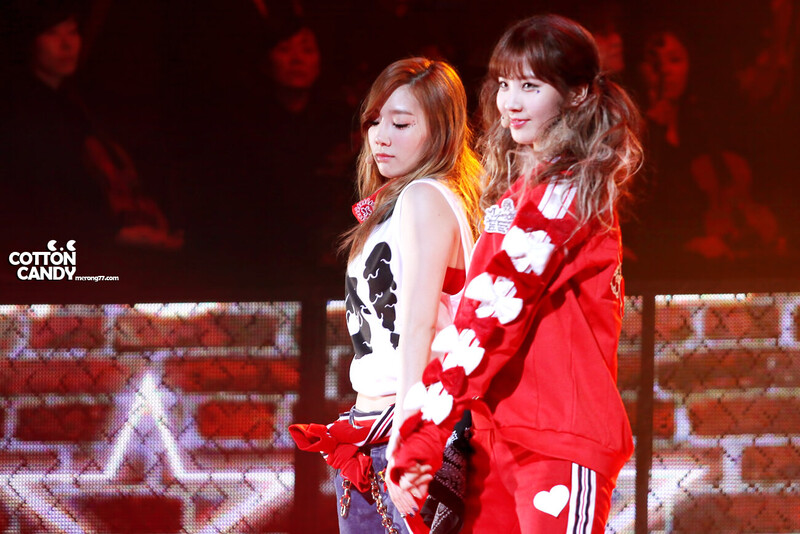 130106 Girls' Generation Taeyeon at KBS Open Hope Concert documents 2