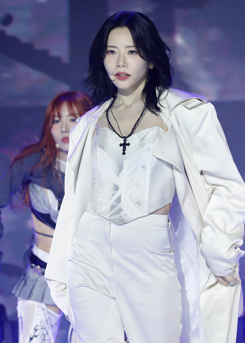 240710 Dreamcatcher JiU - 10th Mini Album 'VirtuouS' Comeback Showcase documents 1