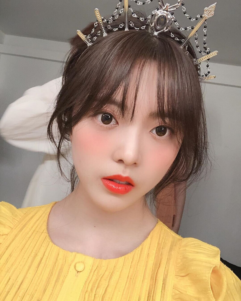 200608 Suyeon Instagram update documents 2