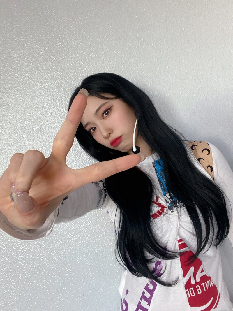 220306 Rocket Punch Twitter Update - Suyun | kpopping