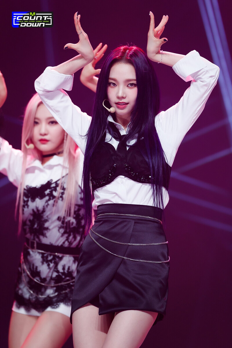 220714 aespa - 'Illusion' at M Countdown documents 5