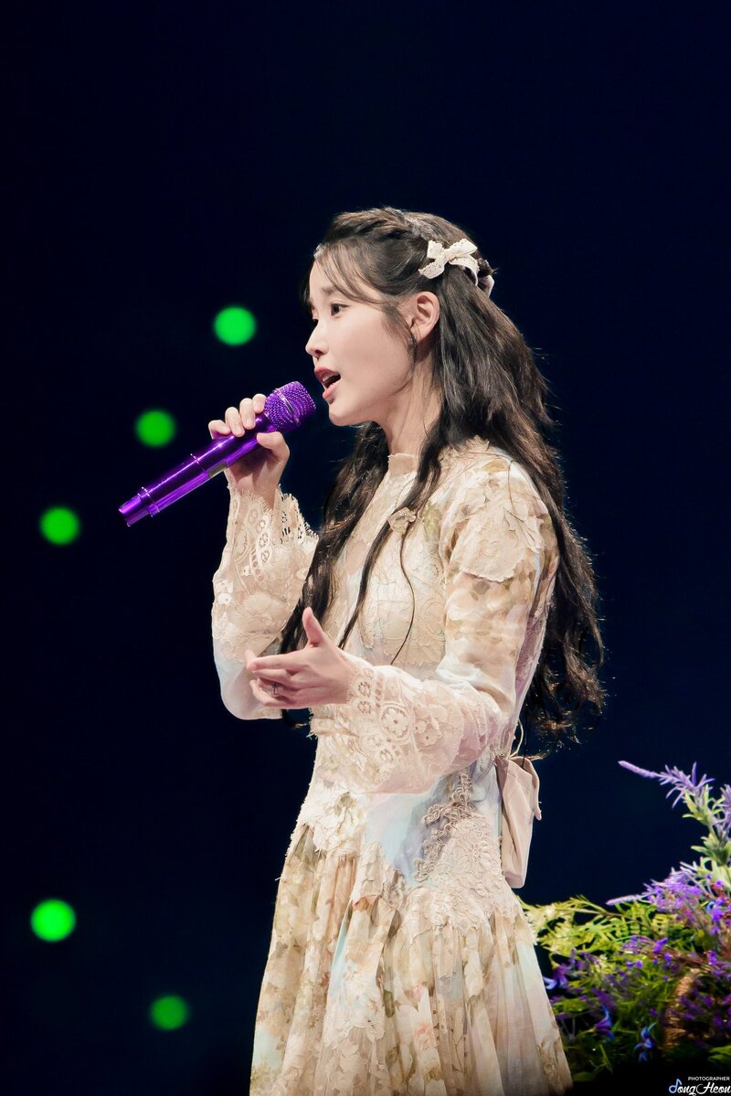 230923 IU - Fan Concert ‘I＋UN1VER5E’ in Seoul Day 1 documents 6