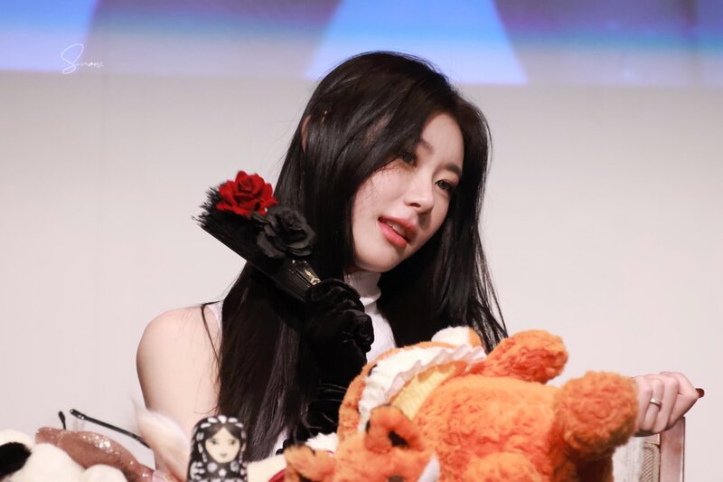 240118 ITZY Chaeryeong - MAKESTAR Fansign Event documents 11