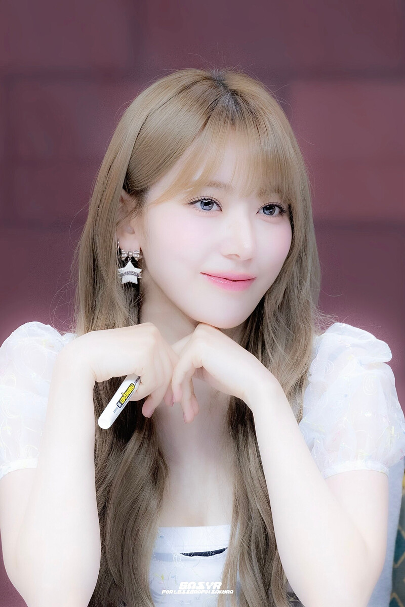 241019 LE SSERAFIM Sakura - Music Plant Fansign Event documents 8