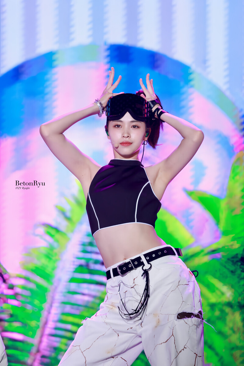 230807 ITZY Ryujin - Ulsan Summer Festival | kpopping