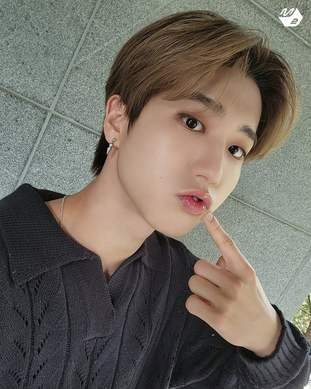 Stray Kids 'Finding SKZ' Behind Selfies | kpopping