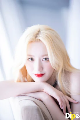 221016 (G)I-DLE Shuhua - 2022 World Tour in Singapore Photoshoot by Dispatch