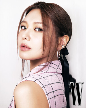 Sooyoung x CHANEL Coco Crush for W Korea August 2024 Issue